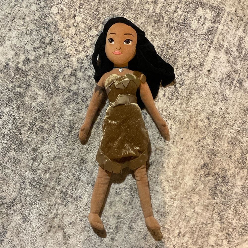 Pocahontas Disney Doll